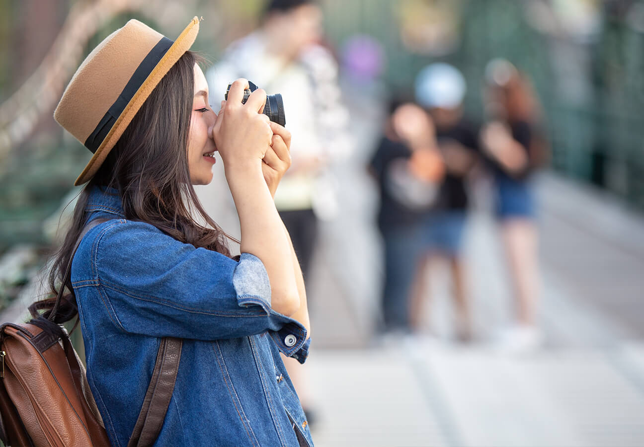 How to buy travel insurance for international trips?